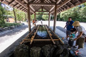 Photo de la Temizu-ya ou Chôzu-ya du Geku de Ise-jingû.