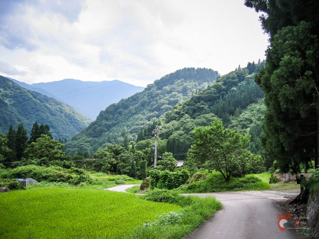 Le village de Ainokura