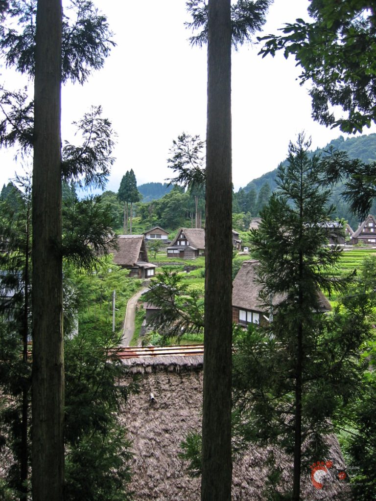 Le village de Ainokura