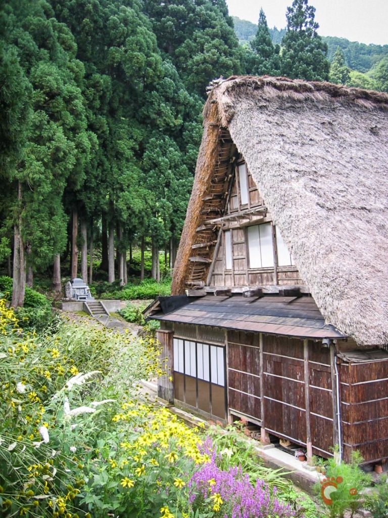 Le village de Ainokura