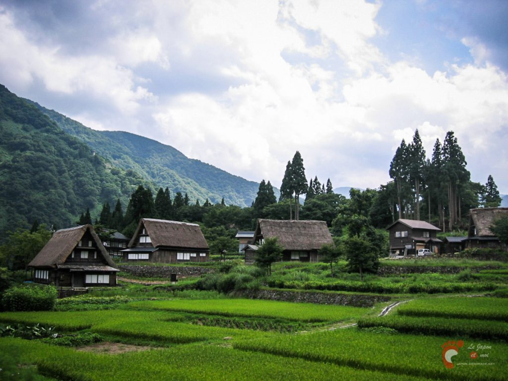 Le village de Ainokura
