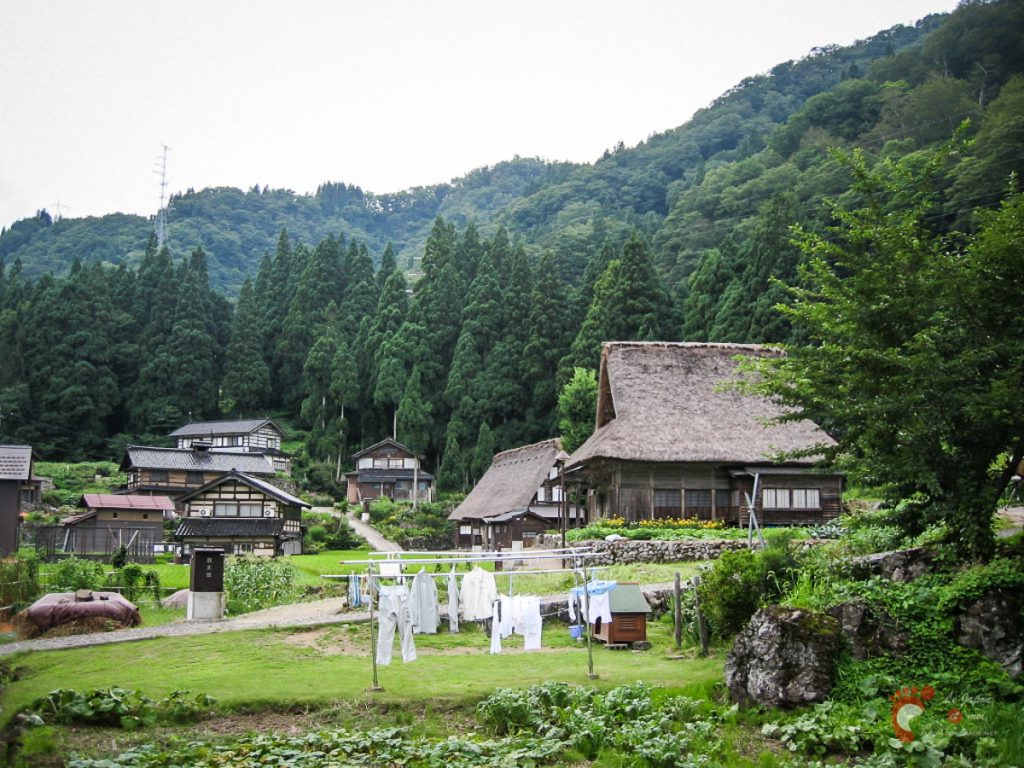 Le village de Ainokura
