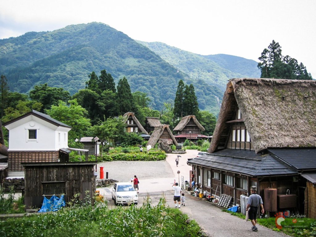 Le village de Ainokura