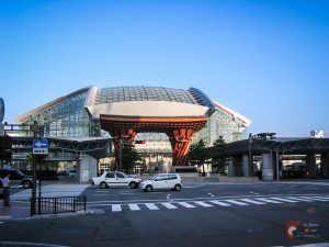 La gare ultra-moderne de Kanazawa