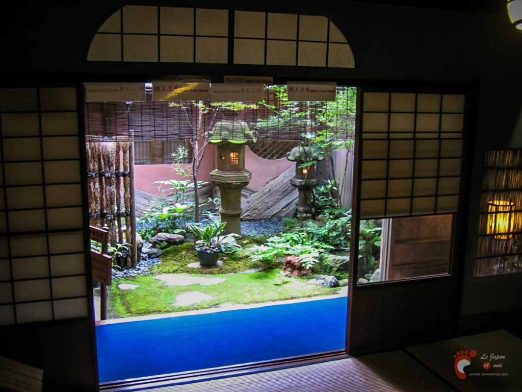Le jardin intérieur de la maison de thé Shima