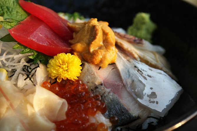 Kaisendon à Hama-Kanaya 大盛海鮮丼