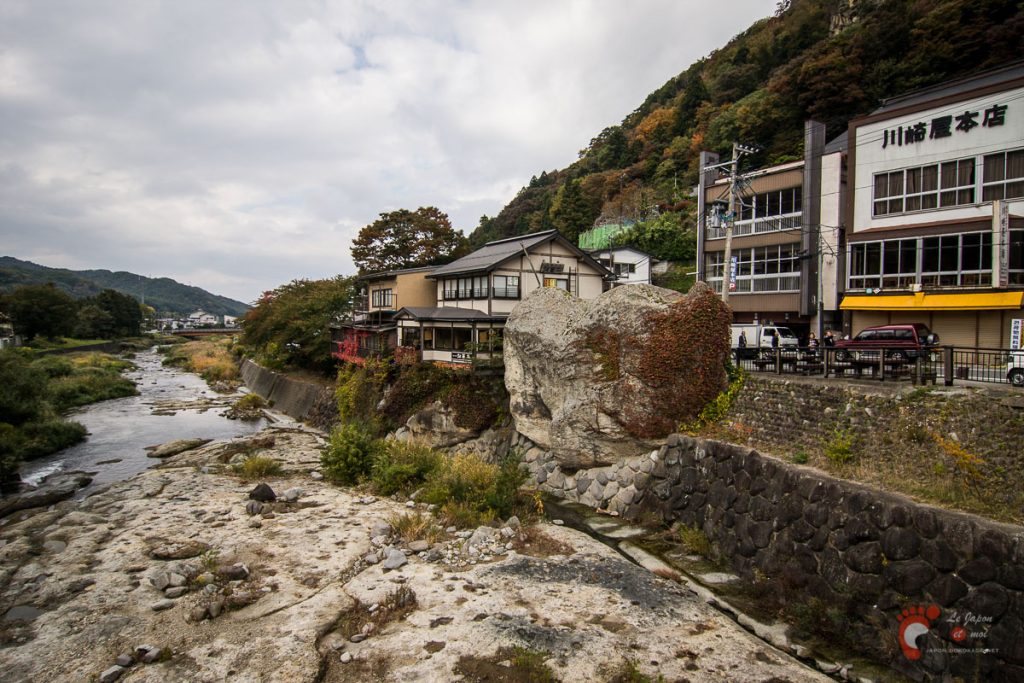 Village de Yamadera - Taimen-ishi
