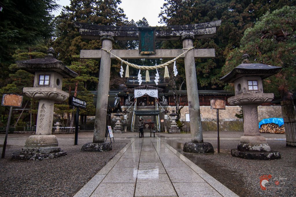 Takayama - Deuxième torii de Sakurayama Hachimangû