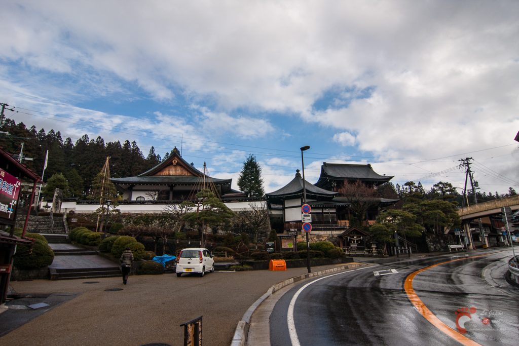 Takayama - Le début de la tera-machi, le quartier des temples.