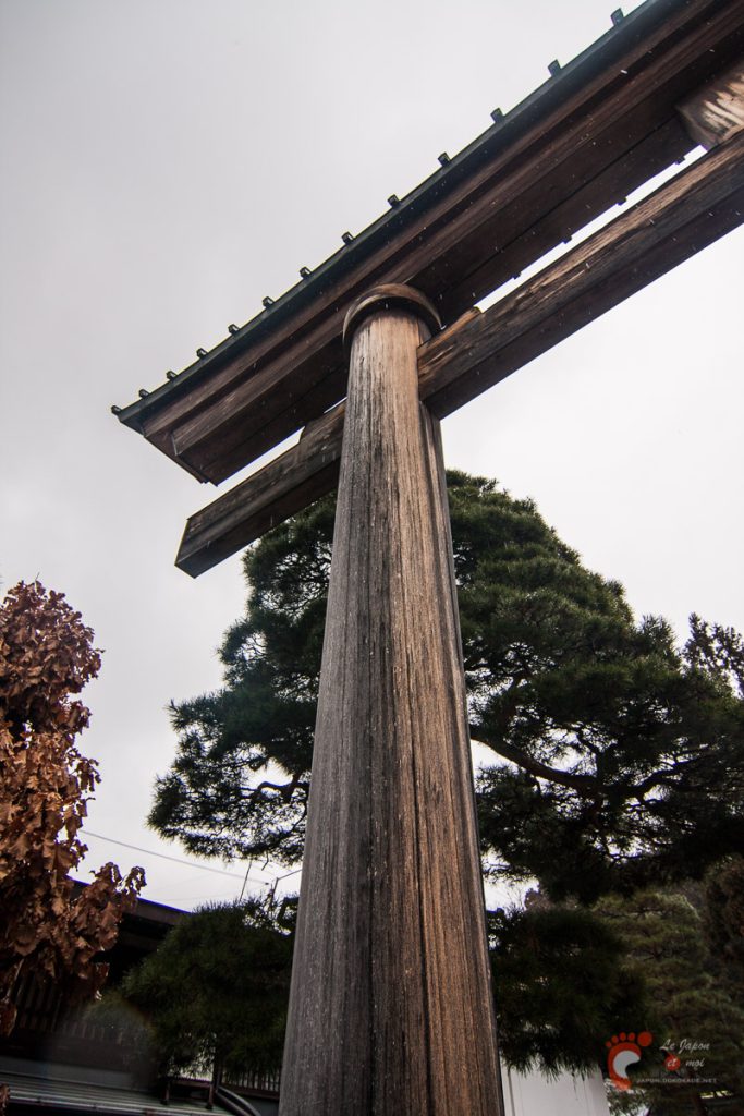 Takayama - Torii de Sakurayama Hachimangû