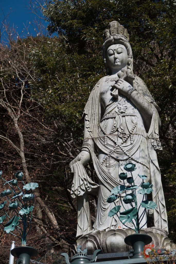 Dans la montagne de Ô-yama - Kannon aux 11 visages